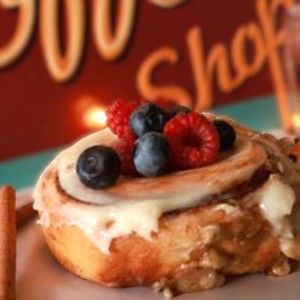 Frutti Cinnamon Rolls